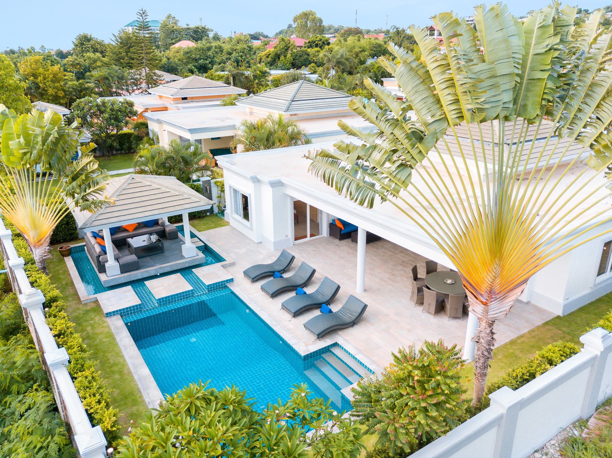 Luxury Pool 608 * Pattaya
