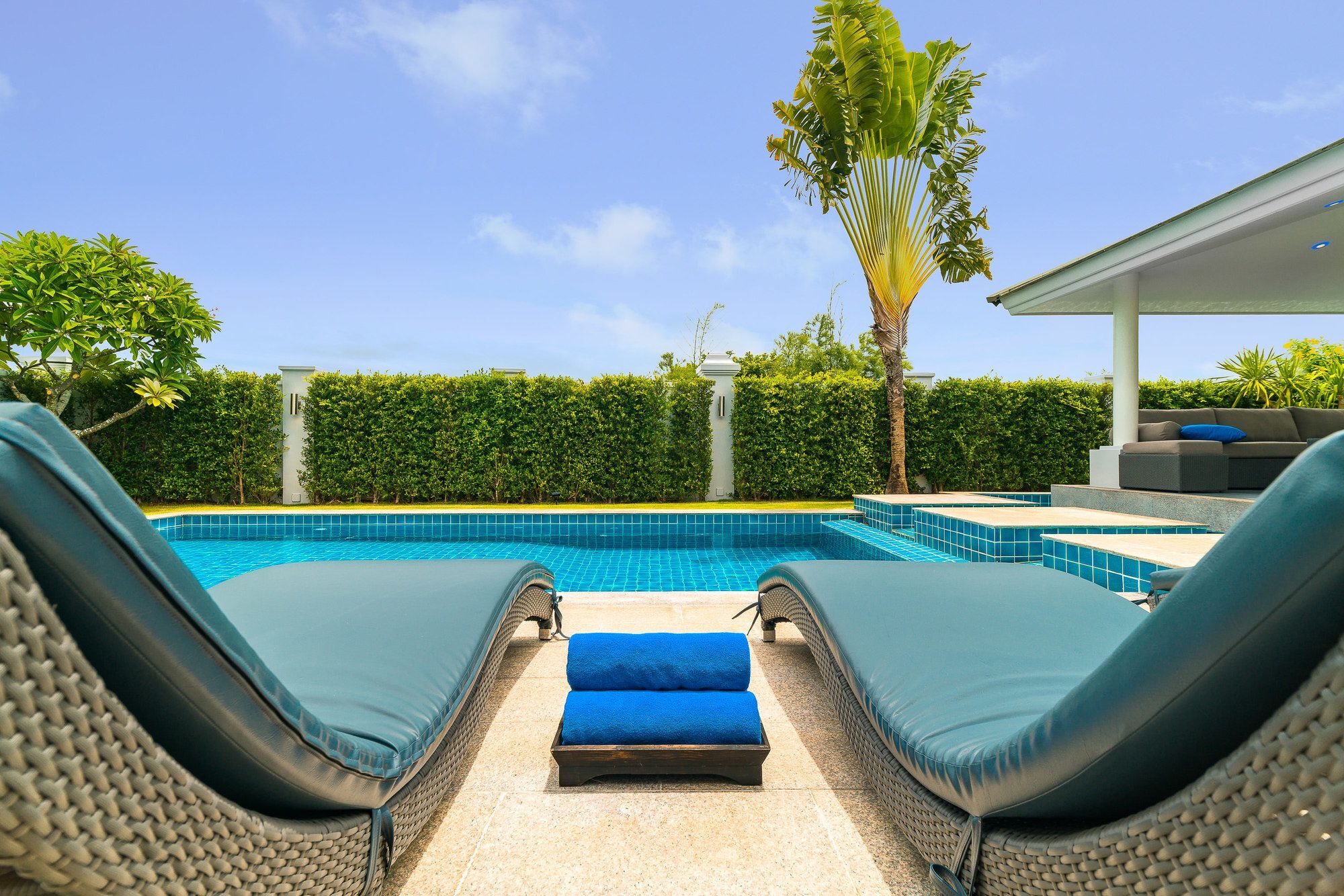 Luxury Pool 608 *