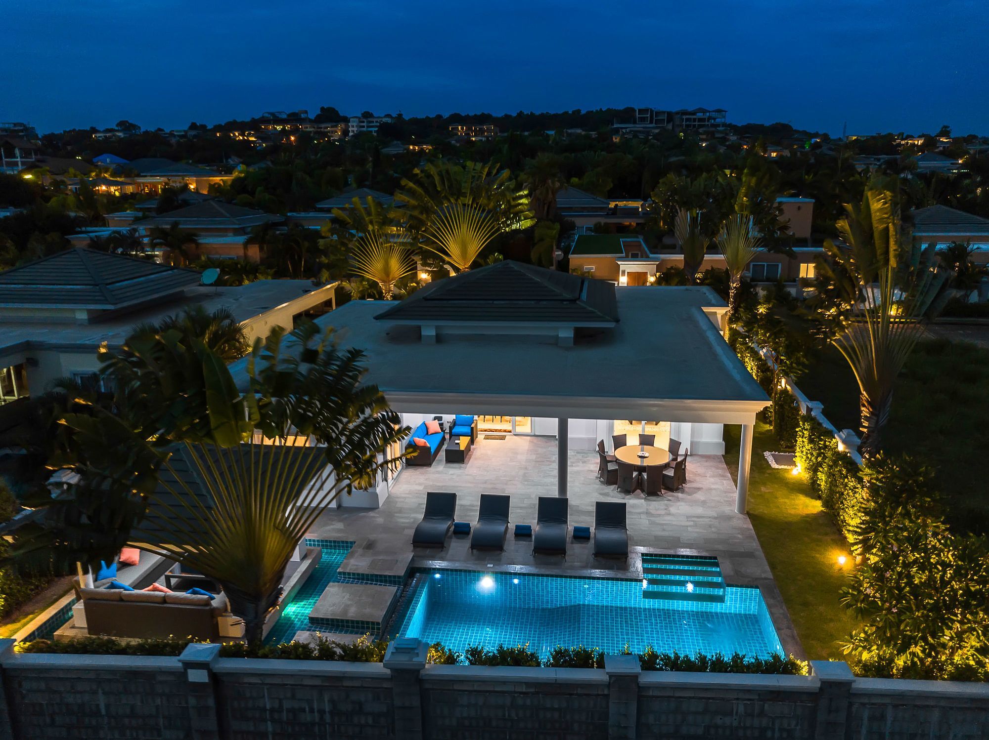 Villa Luxury Pool 608